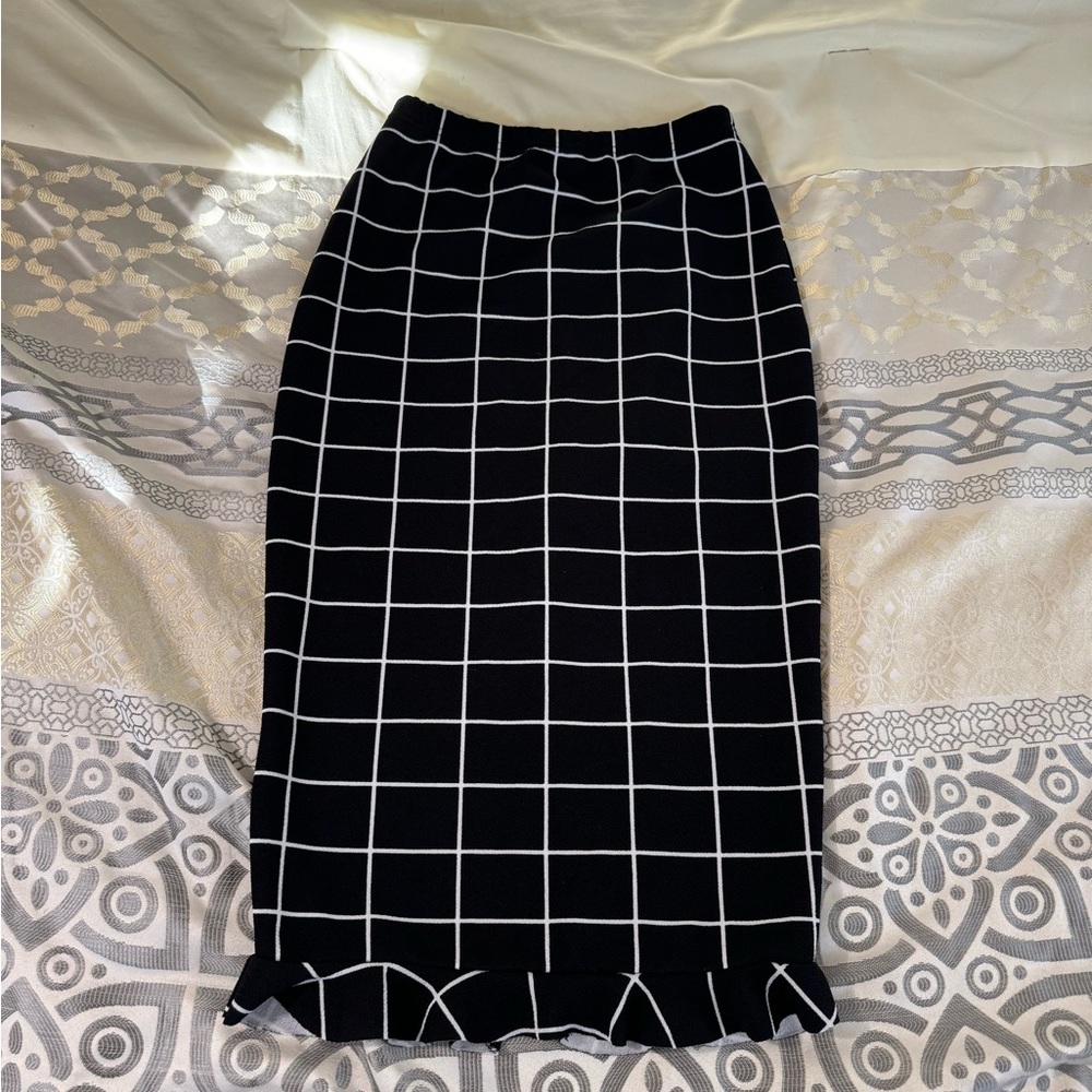 SHEIN Black and White Midi Pencil Skirt for Work